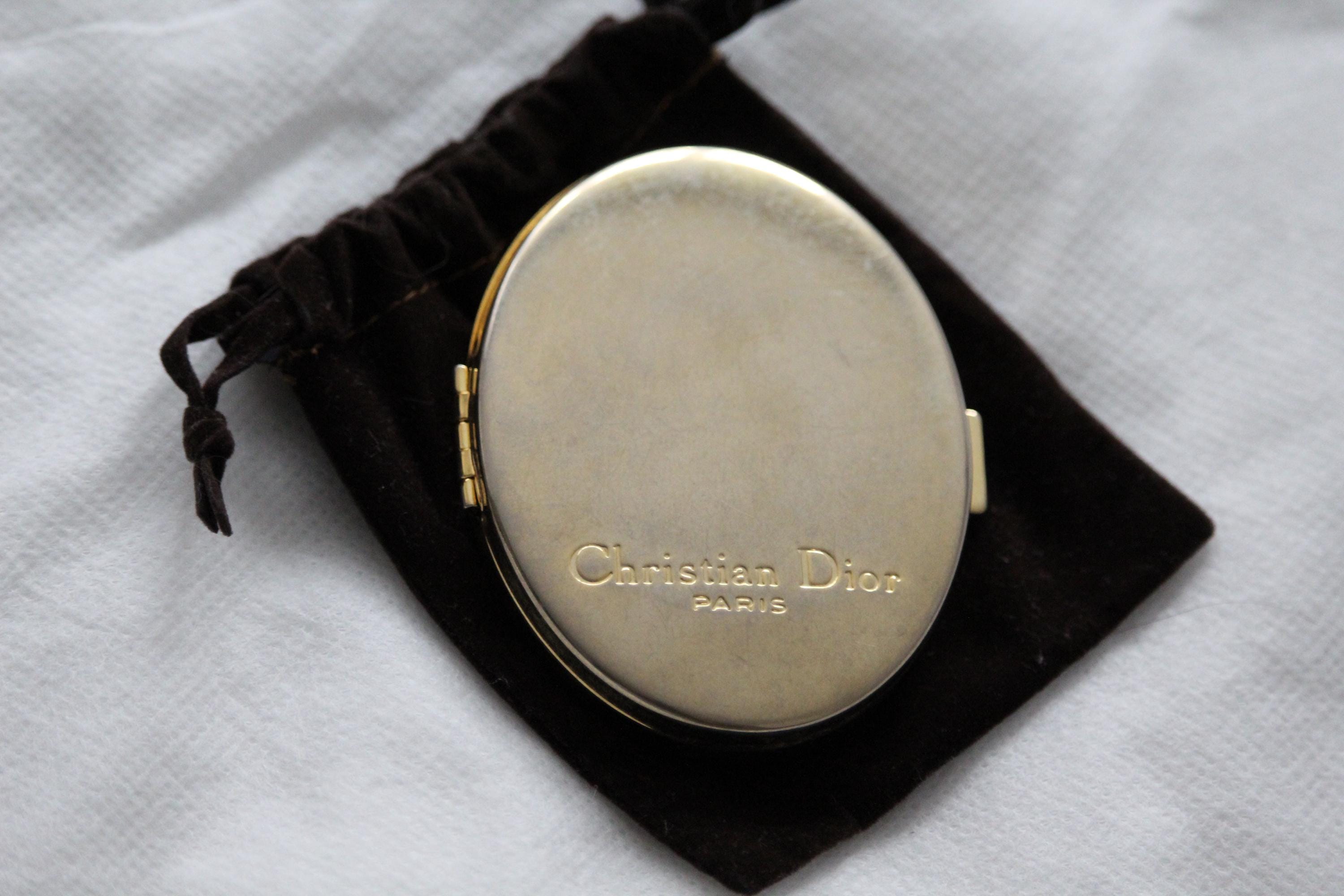 Christian Dior ヴィンテージコンパクトミラー Vintage Christian Dior Paris Oval Compact Pocket Mirror Gold Metal