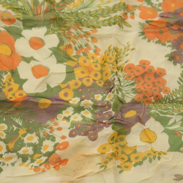 Foulard en mousseline de soie vintage français en mousseline de soie jaune orange violet vert rouge coquelicots fleurs accessoires de mode vintage cadeau pour sa dame