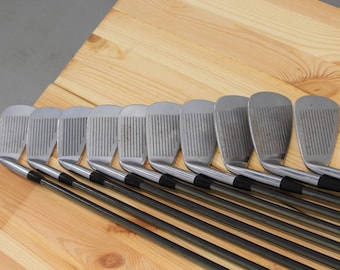 Club de golf vintage Mizuno, Set de 10