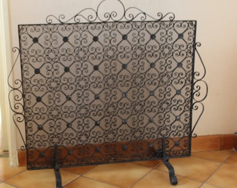 Forged iron fireplace screen Firescreen Farmhouse Countryside house Rustic decor Hammered iron Fireguard screen Spark guard Fire guard