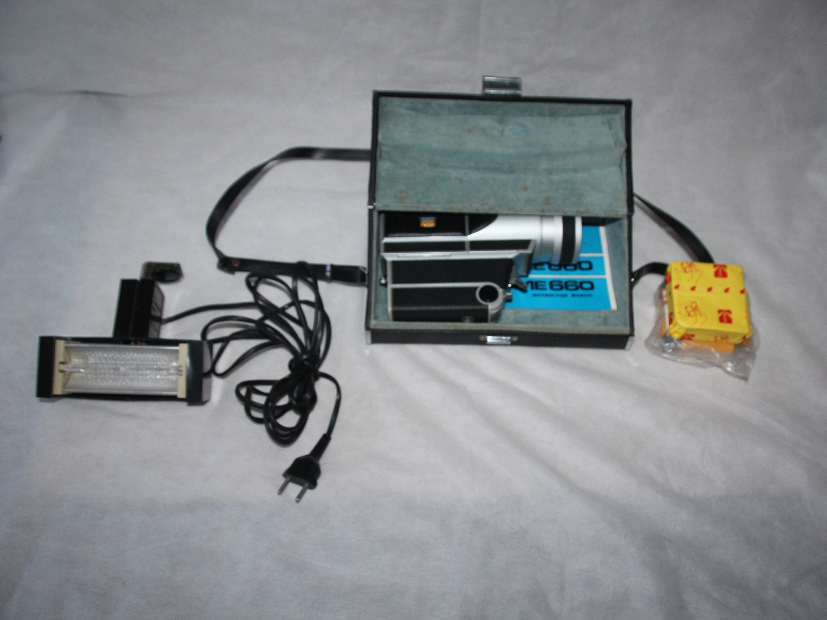 Japan Sankyo Super CME 660 Hi-focus 8mm Movie Camera WORKING