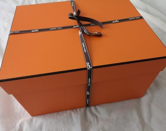 Large rectangular box Storage box Orange box Clothes Bag box Fashion accessories Gift