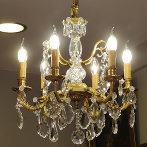 Gold light fixture Chandelier lighting Crystal pendants Pendant light Baroque lighting Rococo style ceiling light Dining room Living room