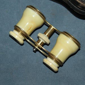 French Opera glasses with bag Opera binoculars Antique opera glasses Theater binoculars French lorgnette Paris theater glasses
