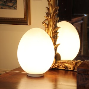 Vintage White Opaline Glass Egg lamp White Table Lamp Egg shaped desk lamp Original gift White Accent lamp White lamp Living room light