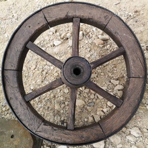 Wooden wagon wheel Wooden car wheel antique Vintage car wheel Rustic car wheel Old wooden wheel Vintage décor Wood wheel antique decor bar