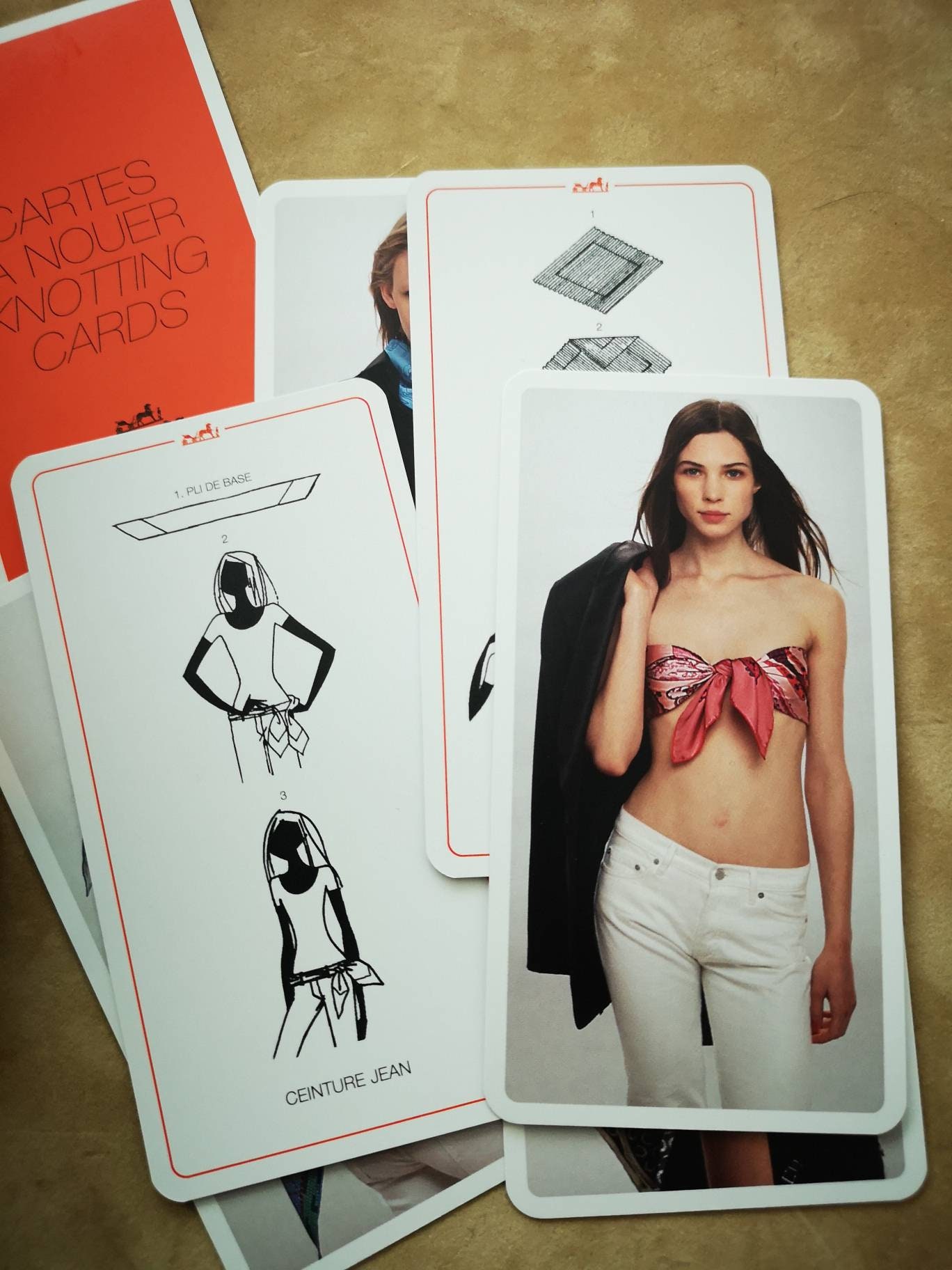 特別セーフ Paris Hermes Scarf Silk Hermes Knotting 22 of Set Cards 小物