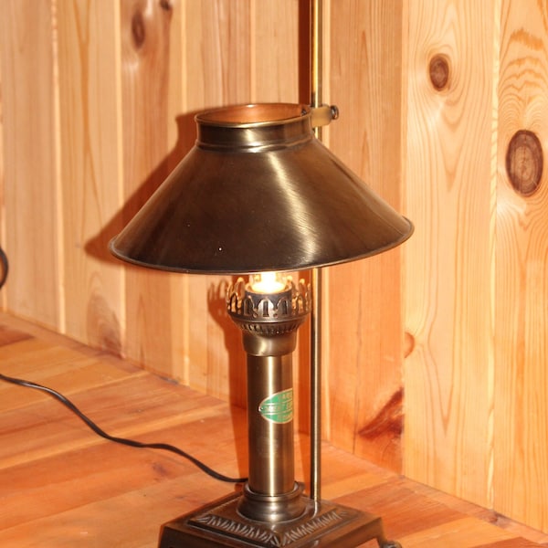 Lampe de style Orient express Lampe de table Patinated Gold abat-jour vintage Train Orient express décor Agatha Christie Accent lampe Veilleuse