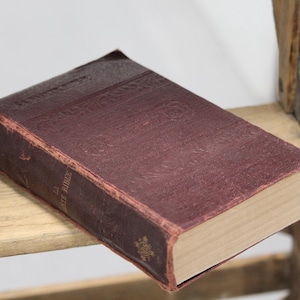 Antique Holy Bibble bool French book Religious book Old Testament Illustrated book Religious gift Classics Burgundy Decorative book