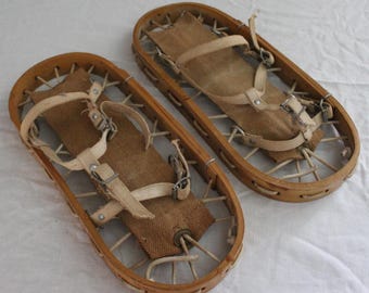 Franse vintage houten sneeuwschoenen IJssporten Sneeuwchaletdecor Winter