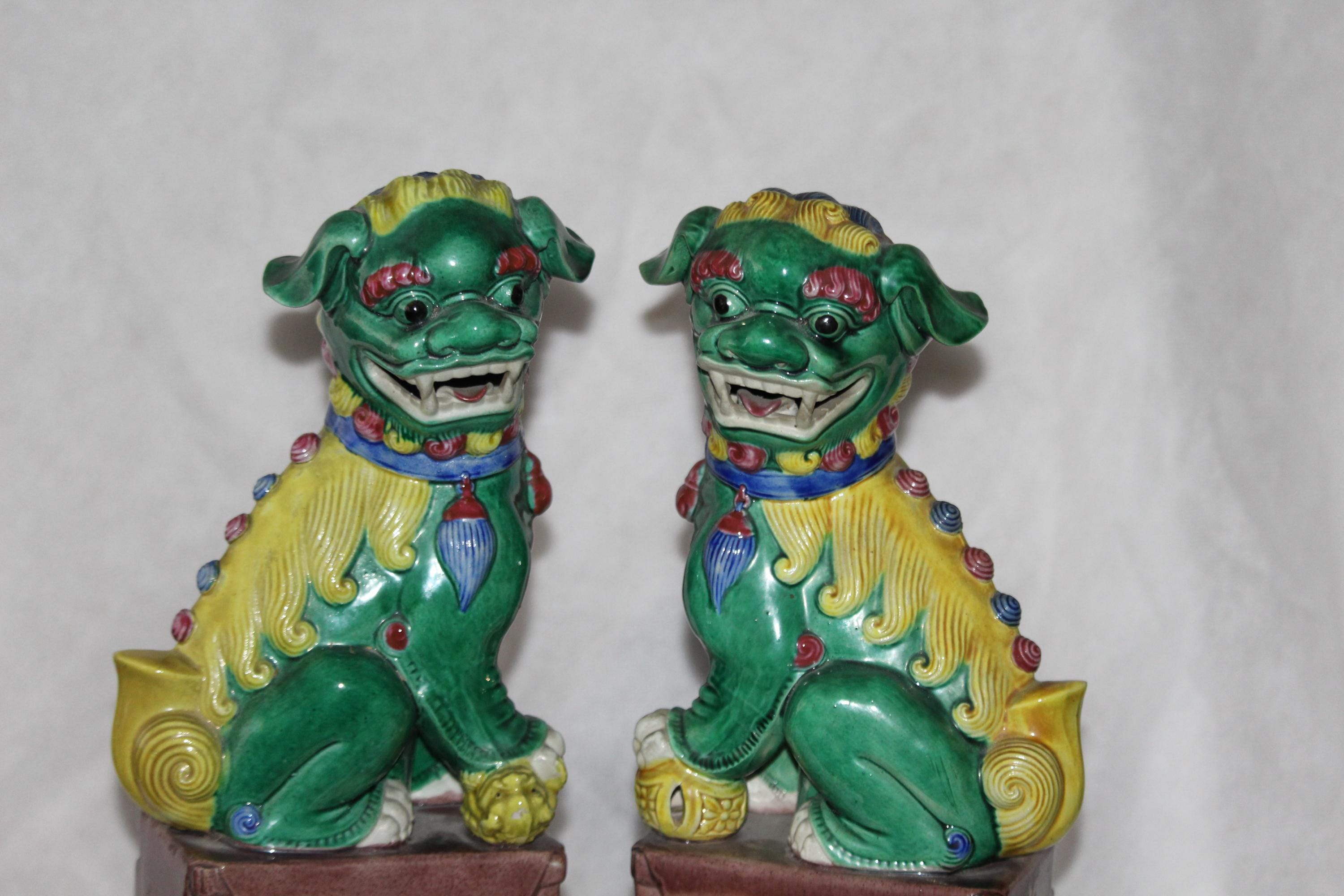 大型中国風福犬像 黄緑犬 ギフト 犬置物 風水 陶器 守護寺 福犬 守護