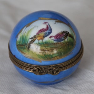 Vintage Limoges porcelana Reloj Faisán decoración Insectos Cuarzo Bronce Reloj de oro Celeste porcelana azul Pintado a mano Accesorios de oro Regalo