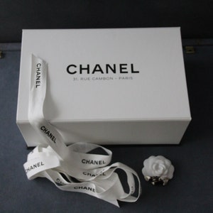 CHANEL, Other, 0 Authentic Chanel Gift Wrap Set Box Ribbon Camellia Flower  Dust Cover Boxes