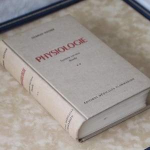 Physiology book Vintage French book Medical book Anatomy Anatomical Human body Terminology Medical collectibles Doctor Curio Curiosities