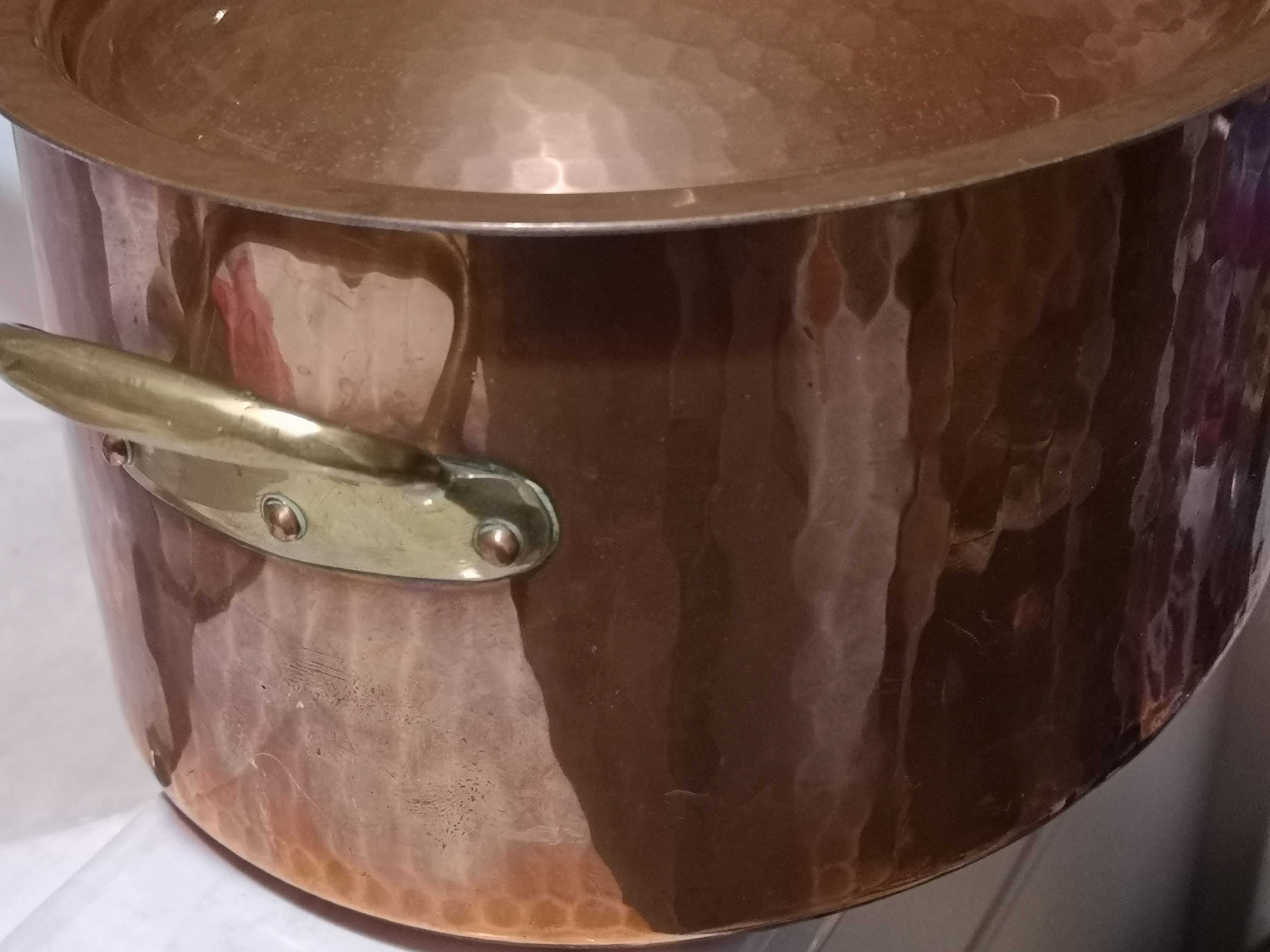 Casserole Ovale En Cuivre Avec Couvercle - Art De La Table Italien
