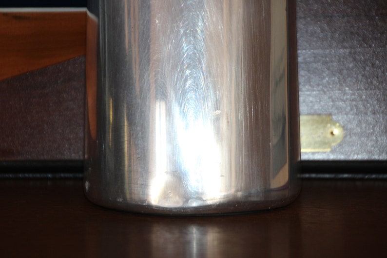 Silver Vase Anna Efverlund Large solid aluminum Flower Modern design Contemporary style Scandinavian image 4