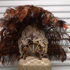Ostrich Feather Mask Burlesque Mardi Gras Baroque Venetian carnival mask Gold wall decor Masquerade ball Gold costume mask Moulin rouge mask