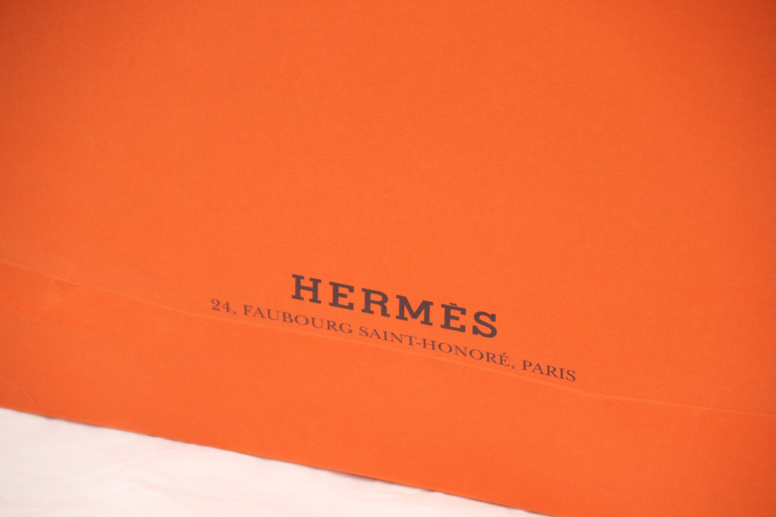 Extra Large Orange Hermes Shopping Bag Gift Wrapping Elegant 