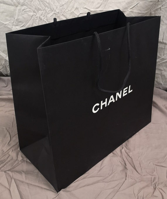 chanel paper shopping bags