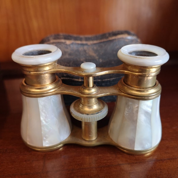French Opera glasses Mother of pearl Opera binoculars Antique opera glasses Theater binoculars French lorgnette Paris theater glasses