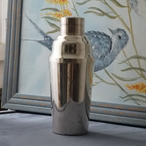 Martini shaker Silver plate Cocktail shaker Barware Bar accessories French Vintage shaker Bar decor Man cave Drink mixer Bar tools Bar Gift