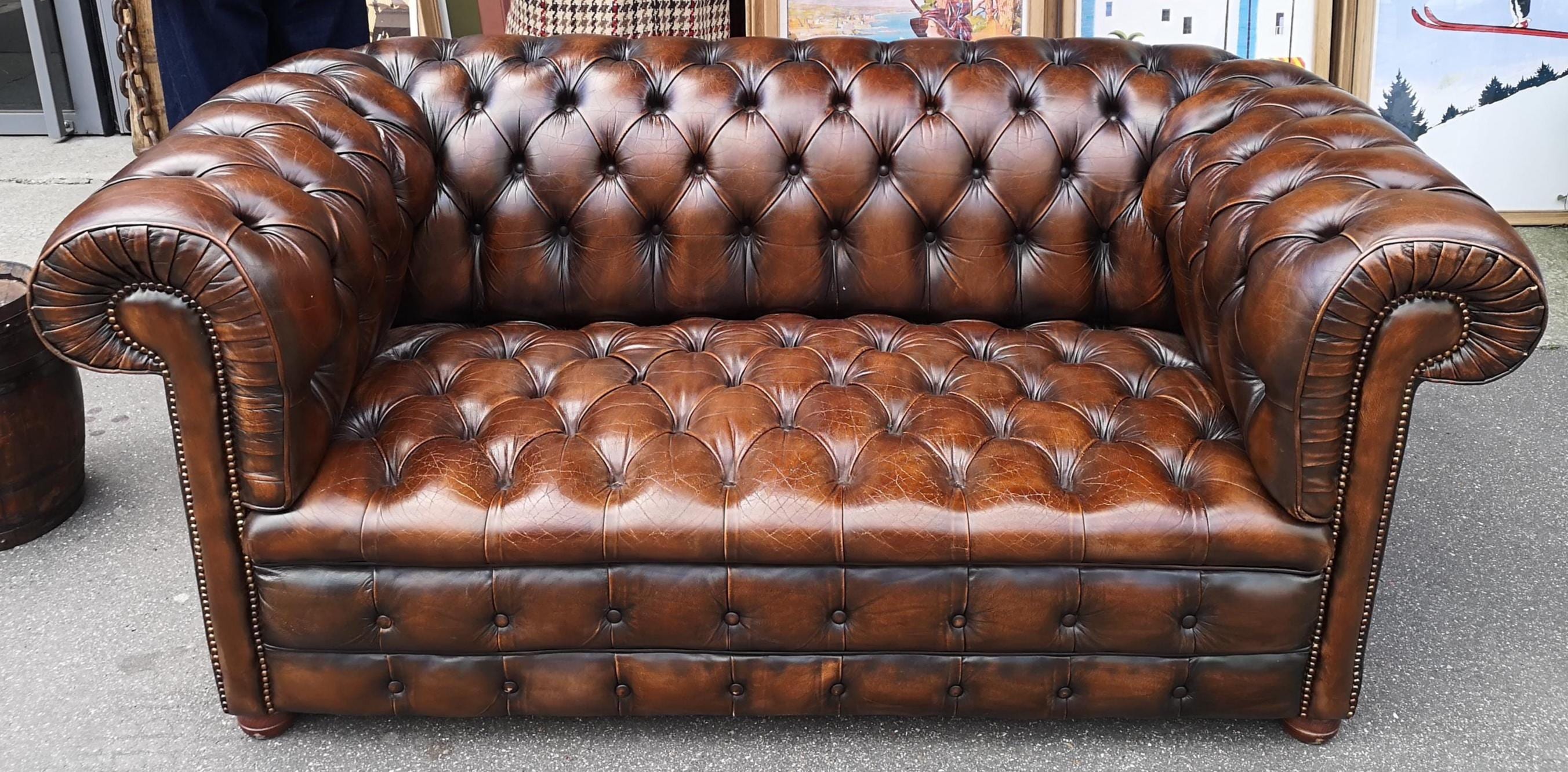 Canapé Chesterfield En Cuir Marron 2 Places Design Meubles De Salon