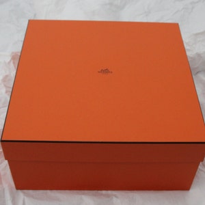 Large rectangular Hermes box Hermes Birkin Kelly Hermes storage box Hermes orange box Clothes Hermes bag box Fashion accessories Gift