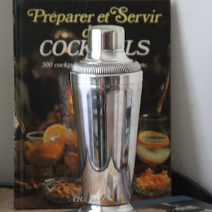 Vintage Art Deco Silver Plated Shaker Silverplate Cocktail shaker Martini shaker Tools Bar decor Man cave Drink mixer Barware accessories