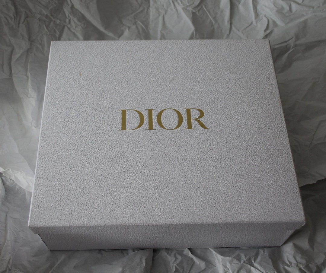 DIOR Box White Gift Box Fashion Accessories Packaging Storage Dior Clothes Dior Bag Gold Dior Box Gift Box Wrapping Storage Minimalist Etsy Canada