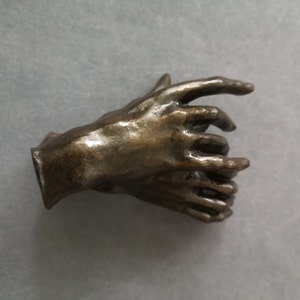 Escultura de dos manos Auguste Rodin regalo Regalo romántico Rodin escultor arte francés Escultura firmada Rodin mano Rodin pensador Rodin beso