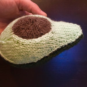 Avocado Knitting Pattern Amigurumi Knitted Veggie, Avocado Lover Plush DIY Knitted Food Avocado Gift image 7
