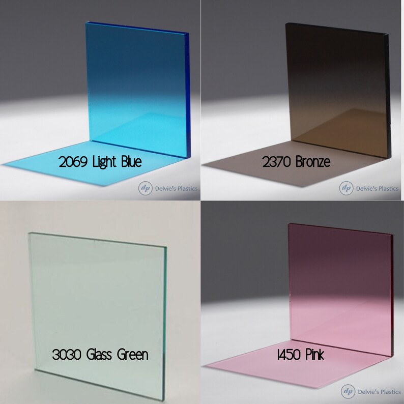 Puede incluir: Cuatro muestras de l&aacute;minas de acr&iacute;lico de colores, que muestran azul claro, bronce, verde vidrio y rosa. Las l&aacute;minas est&aacute;n etiquetadas con su color y n&uacute;mero de producto.