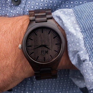 Wood Watch, personalized watch, engraved watch, Groomsmen gift, Cadeau personnalisé, Graduation gift, boyfriend gift, engraved watch, TOP30 image 2