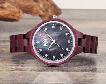 Montre en bois gravé, montres en bois pour elle, montre pour femme, cadeau pour petite amie, montre personnalisée, montre en nacre, coeur en bois violet, ZBK20