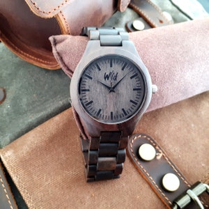 Wood Watch, personalized watch, engraved watch, Groomsmen gift, Cadeau personnalisé, Graduation gift, boyfriend gift, engraved watch, TOP30 image 1
