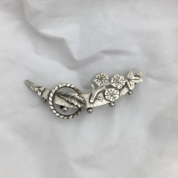 Antique Victorian sterling silver crescent shape … - image 5