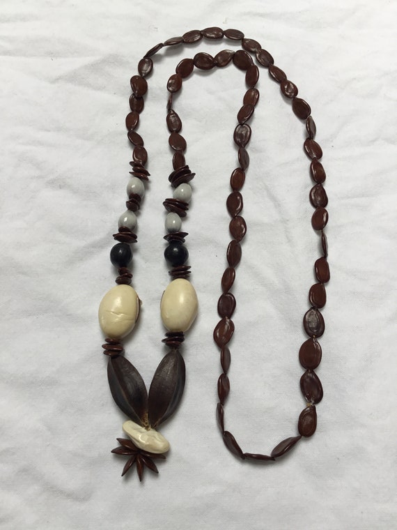 Vintage  long pip and nut necklace brown, black, … - image 7