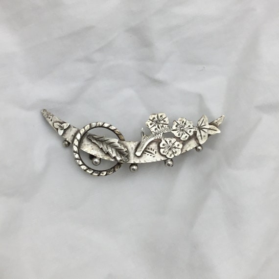 Antique Victorian sterling silver crescent shape … - image 7