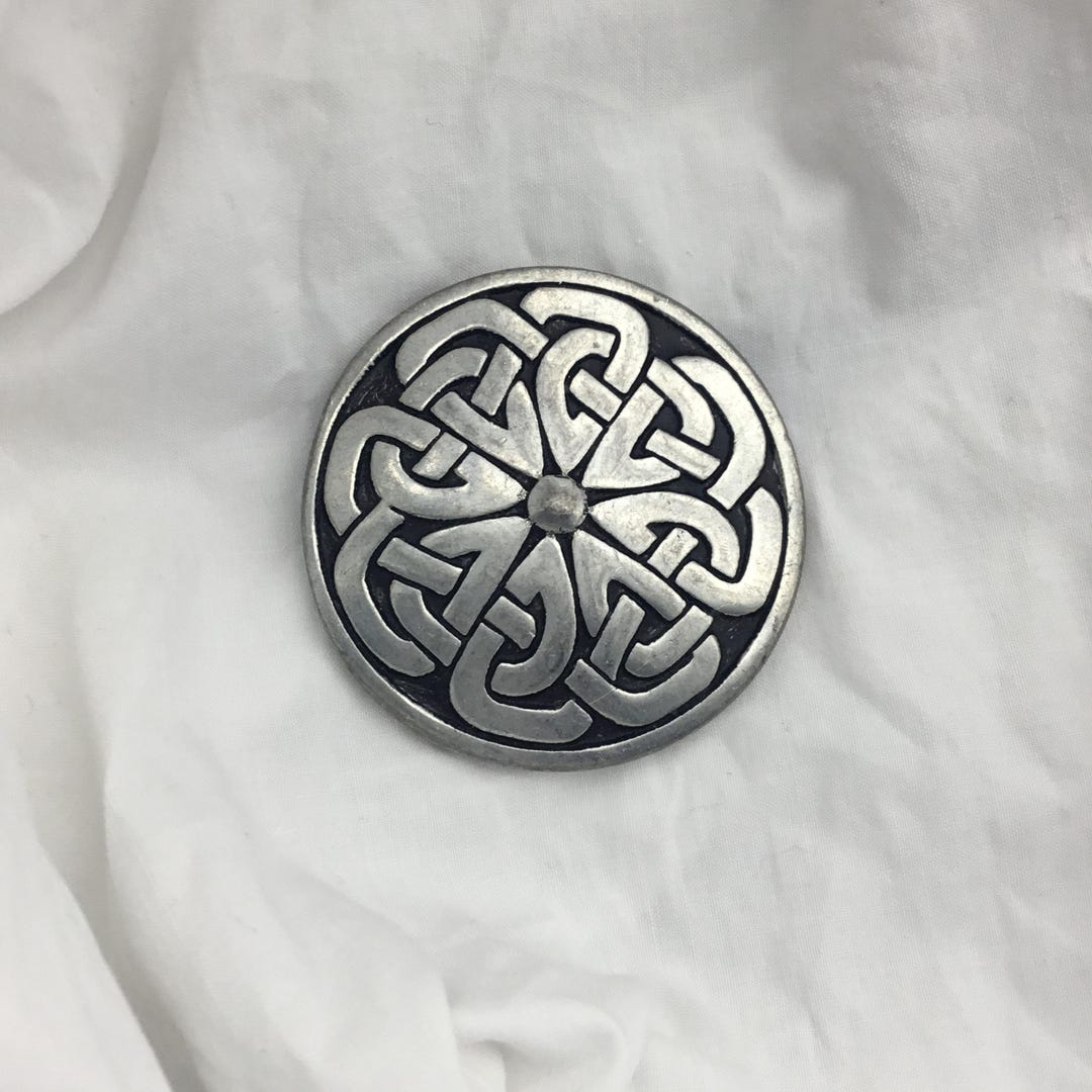 St Justn Celtc Wheel Pewter Brooch Celtc wheel desgn wth a choce