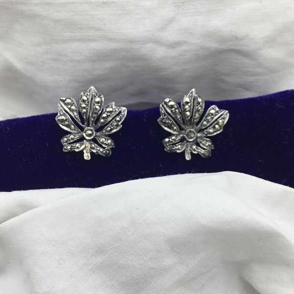 Vintage Sterling Silver England English marcasite leaf screw on earrings in good condition. Size leaves 17mm x 16mm widest. Stones complete