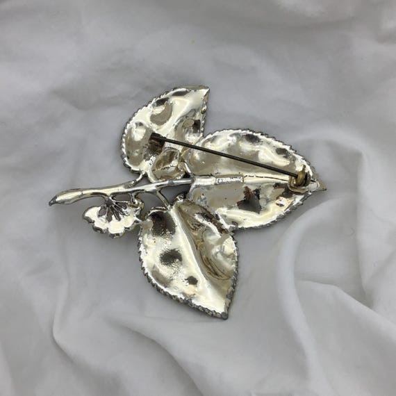 Vintage large signed Exquisite brooch 1950s to 1960s enamel elm tree leaf brooch 7.2cm x 6.3cm. Green yellow and brown on silver tone metal View 6