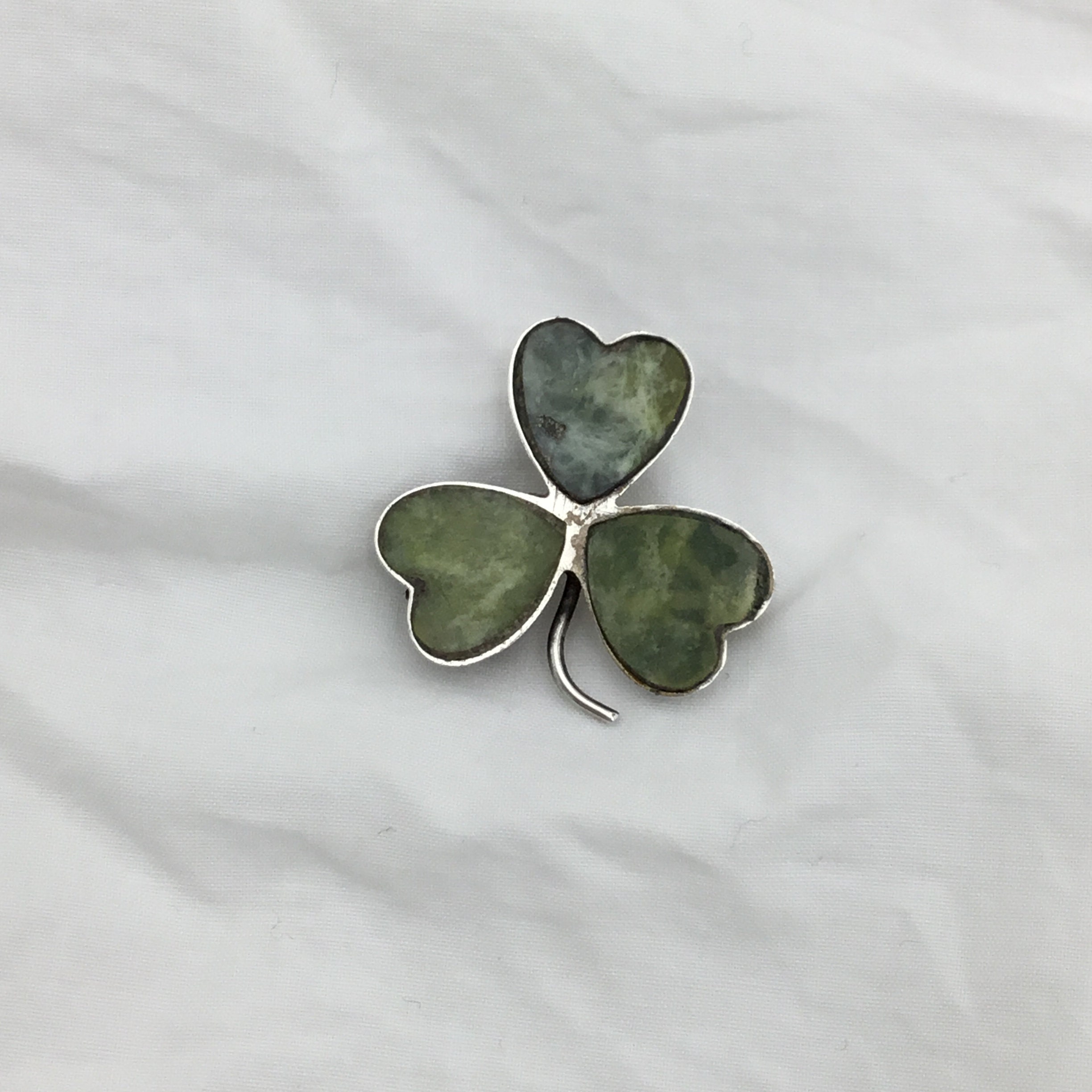 CONNEMARA MARBLE ブローチ 1920's Connemara Marble Brooch（1920年代 コネマラマーブル