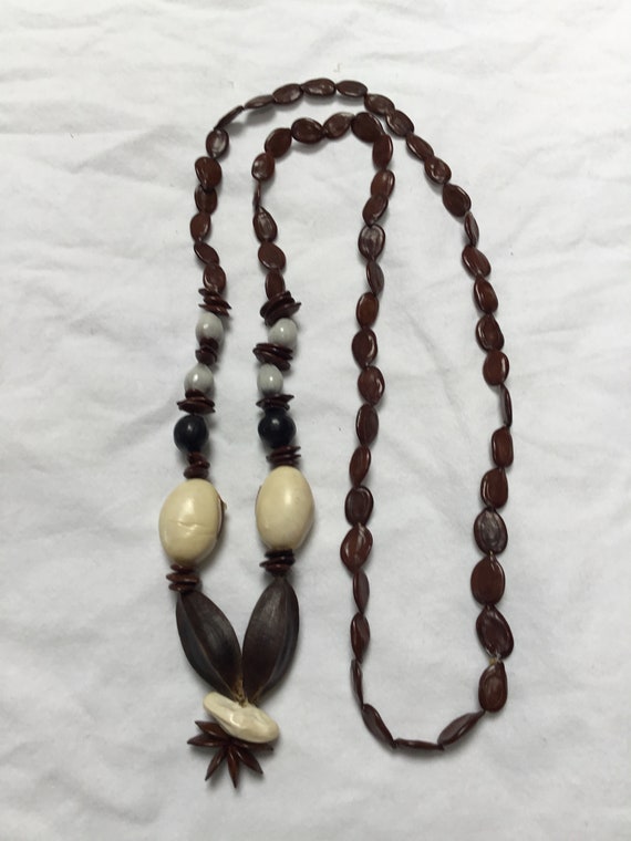 Vintage  long pip and nut necklace brown, black, … - image 6