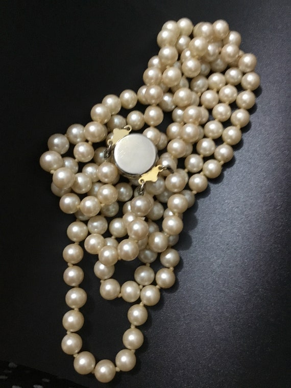 Beautiful 2 row quality costume pearls lovely cre… - image 4