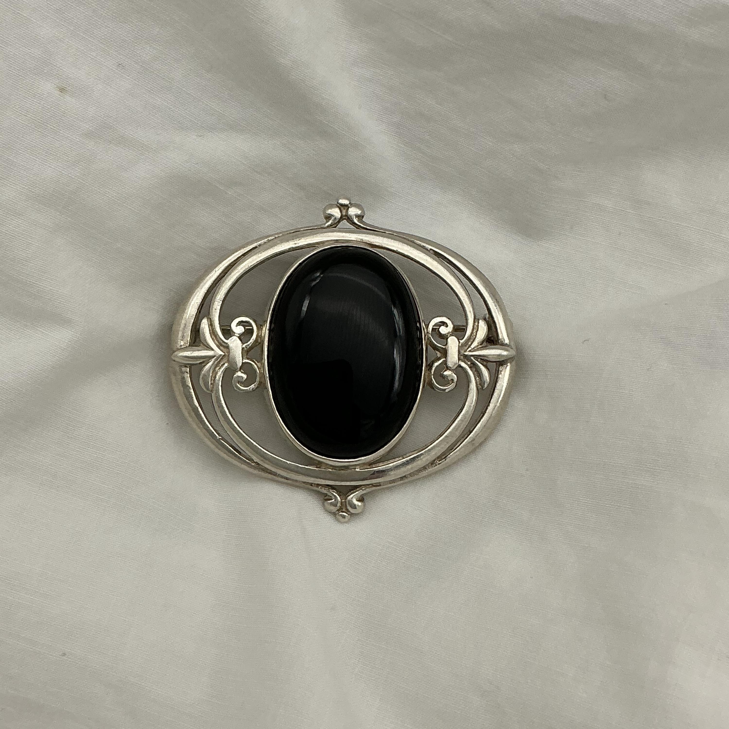 Vintage Sterling Silver Black Onyx Gemstone Oval Edinburgh