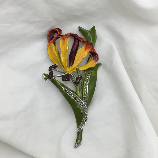 Vintage signed BJL 1950s to 1960s red orange yellow enamel & marcasite flower green leaves large silver tone brooch. Size 7cm x 3.9cm widest