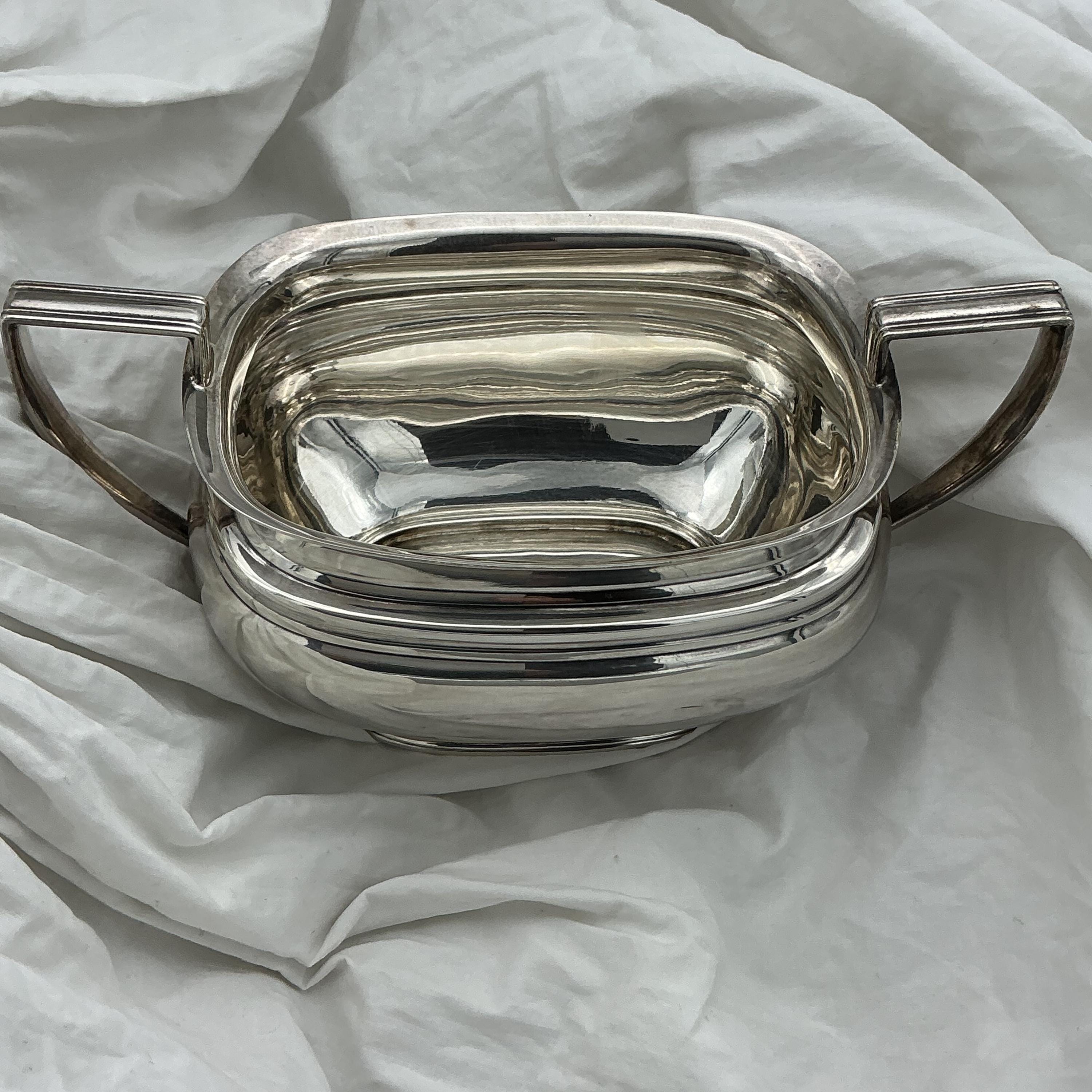m26011★Garrard＆Co★シルバープレートRegent Plate2枚 Garrard Regent Plate - Etsy