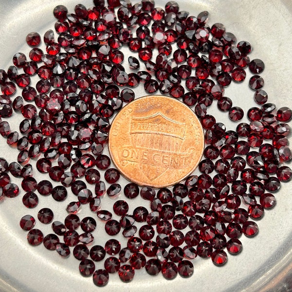 Loose Garnet Round Cut 1x1mm AAA Quality Gemstones - 100 Piece Lot - High-Quality Loose Gemstones