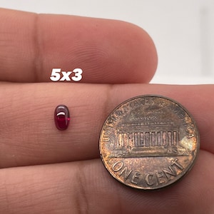 Synthetischer Rubin Oval Cabochon Schweizer Korund Erhältlich in 5 x 3 MM- 8 x 6 MM 5x3mm