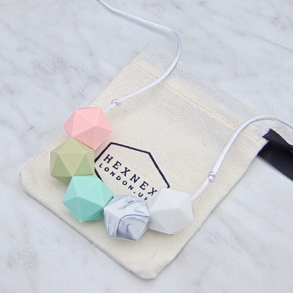 teething necklace for mum to wear